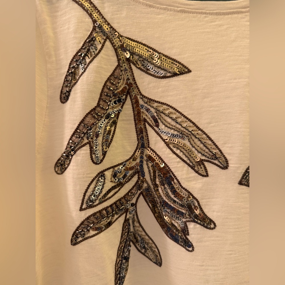 Tommy Bahama Forever Fronds Sequin Embellished Cream Top 100% Organic Cotton - Picture 3 of 10